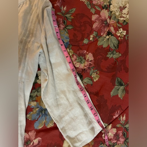 Saint Tropez West 100% Linen Top - Picture 6 of 10